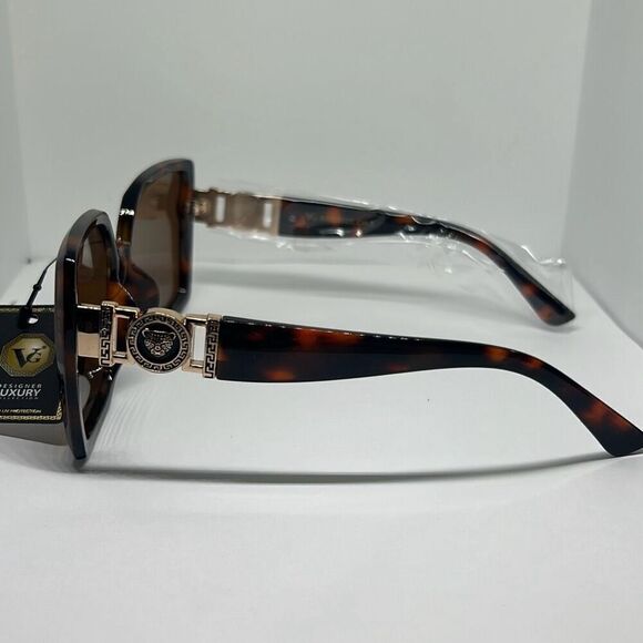 VG Women’s Tortoise Sunglasses - Picture 2 of 3